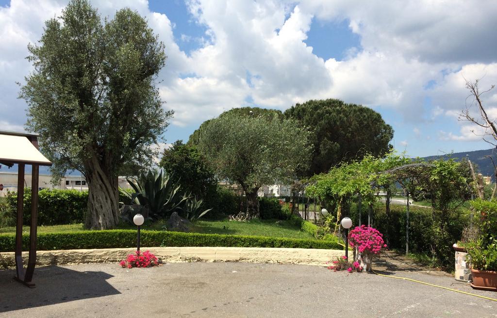 Hotel Il Cavaliere Sarno Luaran gambar